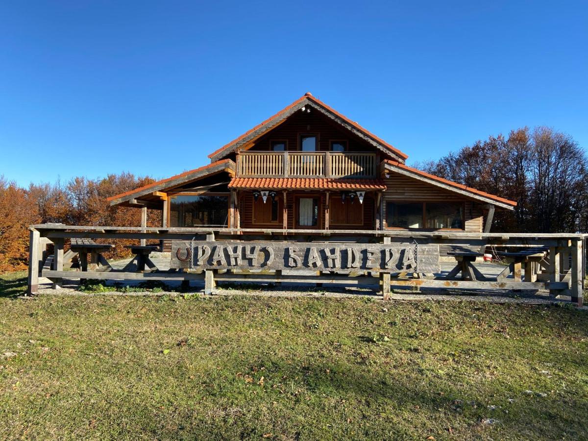 Ранчо Бандера Villa Tservenyano Buitenkant foto